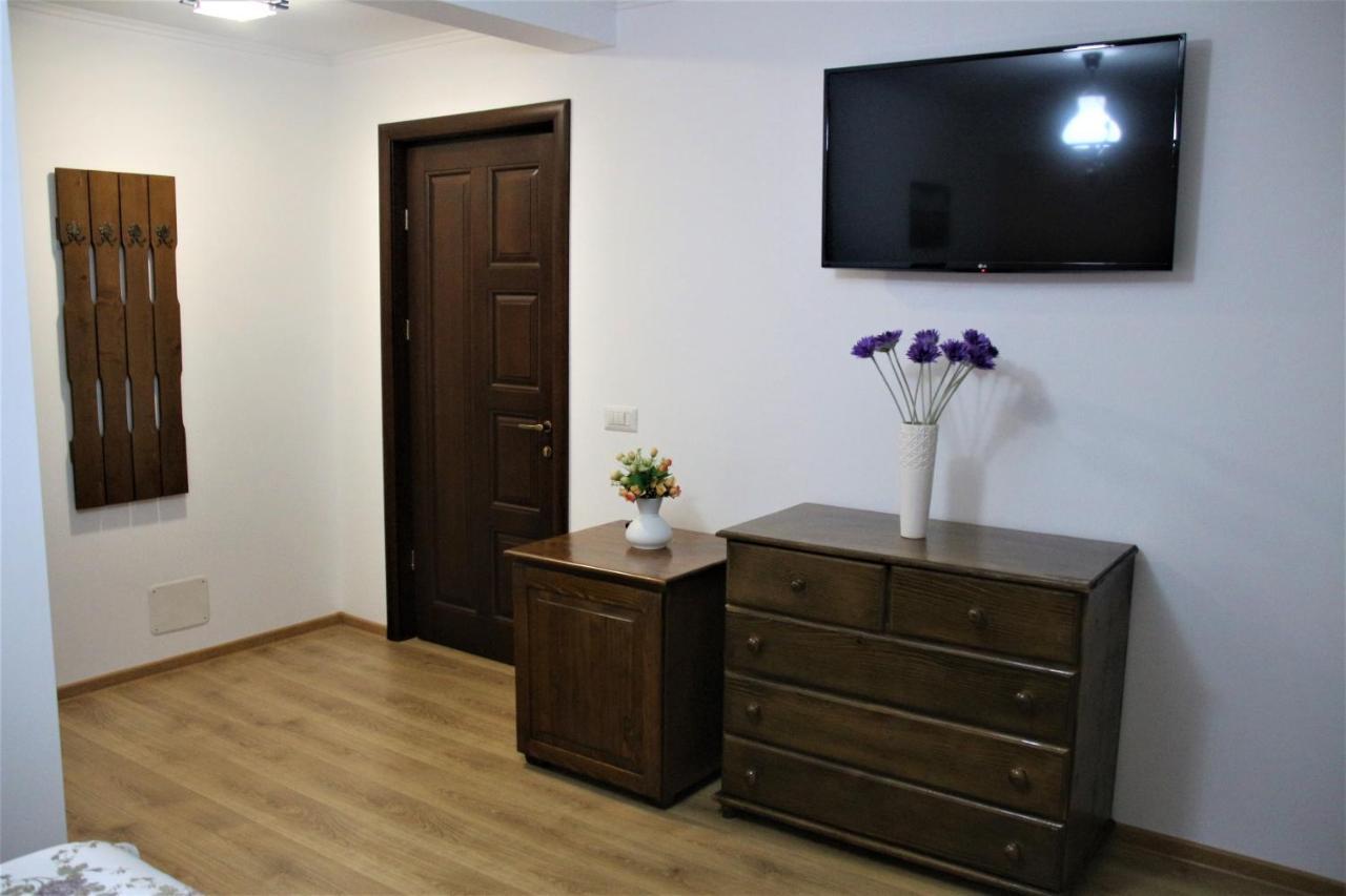 Casa Sofia Apartment Baltatesti ภายนอก รูปภาพ