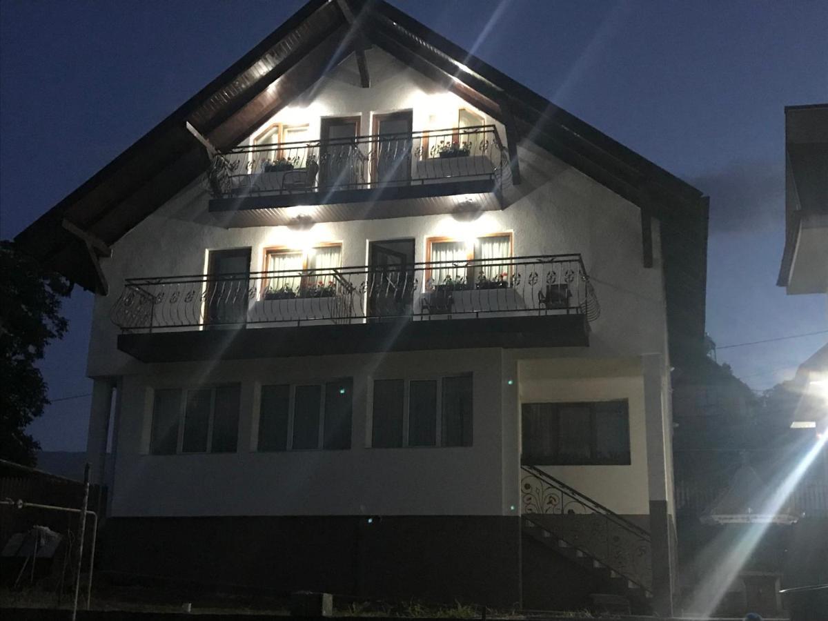 Casa Sofia Apartment Baltatesti ภายนอก รูปภาพ